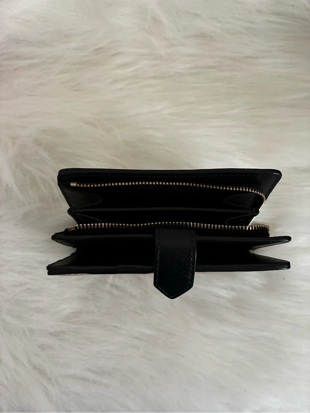 Kate Spade bifold wallet